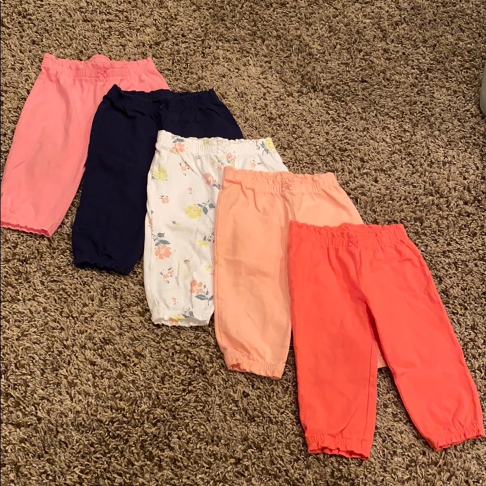 Lot of 5 pants - 6 months - LIKE NEW